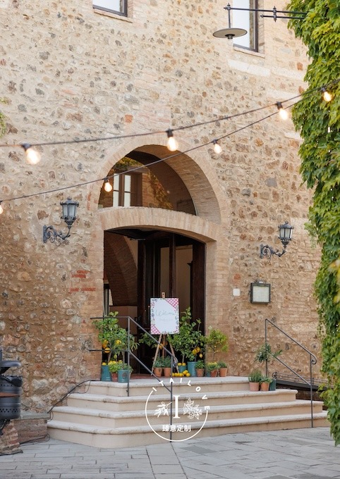 Tuscan castle wedding Castello Banfi Itailove welcome dinner 5